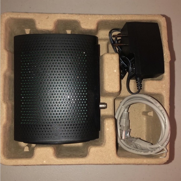 TP-LINK DOCSIS 3.0 CABLE MODEM(Model No. TC-7610) - Picture 5 of 9